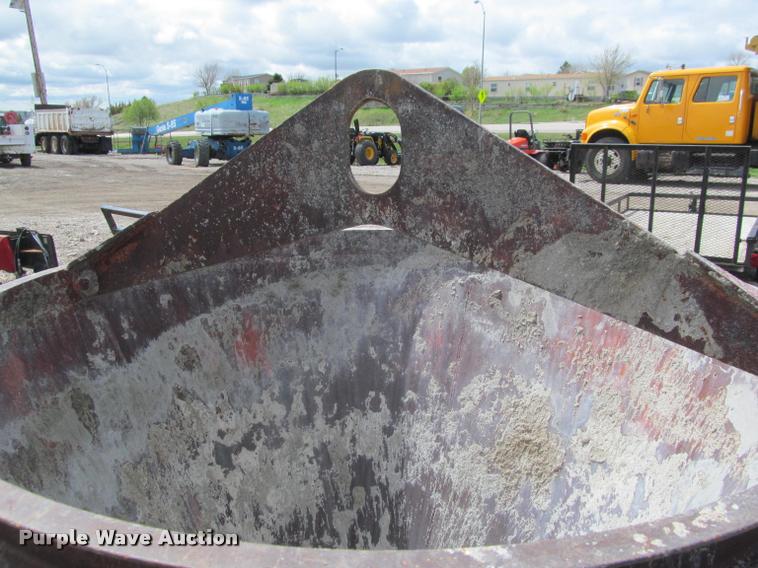 image for item K3817 Cement crane bucket