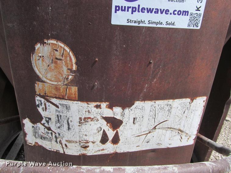 image for item K3817 Cement crane bucket