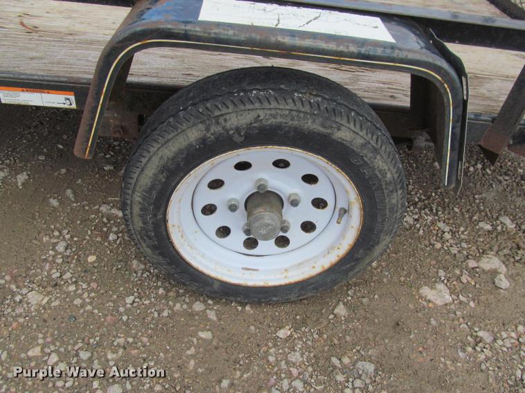 image for item K3820 2010 Carry On utility trailer
