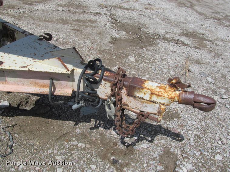 image for item K3826 Finn B260 straw blower