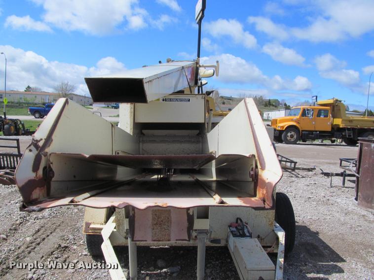 image for item K3826 Finn B260 straw blower