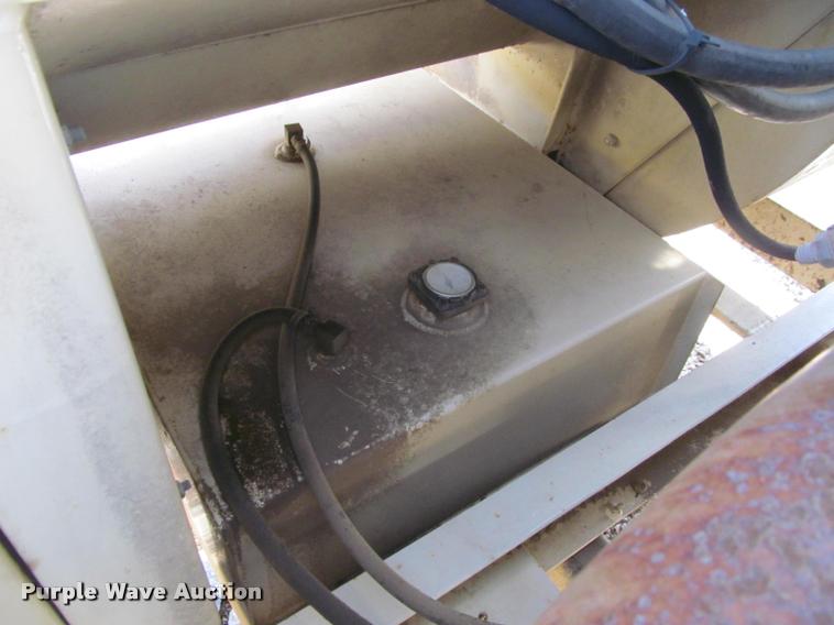 image for item K3826 Finn B260 straw blower