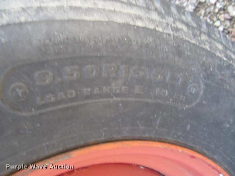 image for item K3826 Finn B260 straw blower