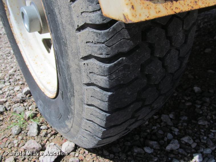 image for item K3826 Finn B260 straw blower