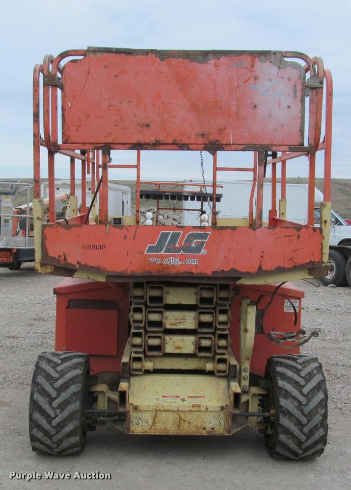 image for item K3829 2002 JLG 260MRT scissor lift