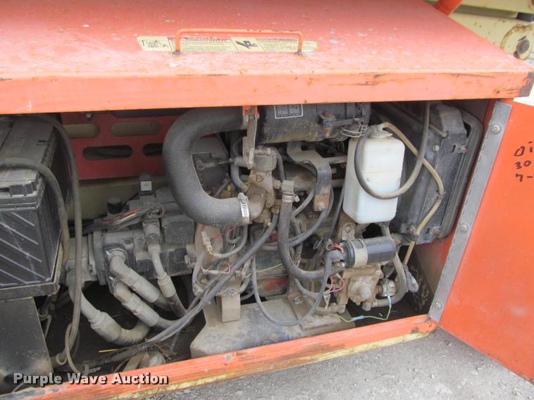 image for item K3829 2002 JLG 260MRT scissor lift