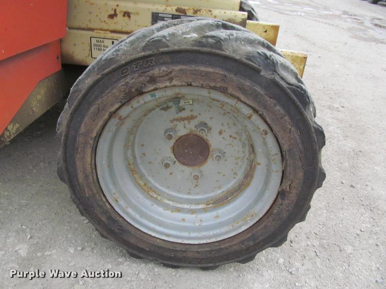 image for item K3829 2002 JLG 260MRT scissor lift