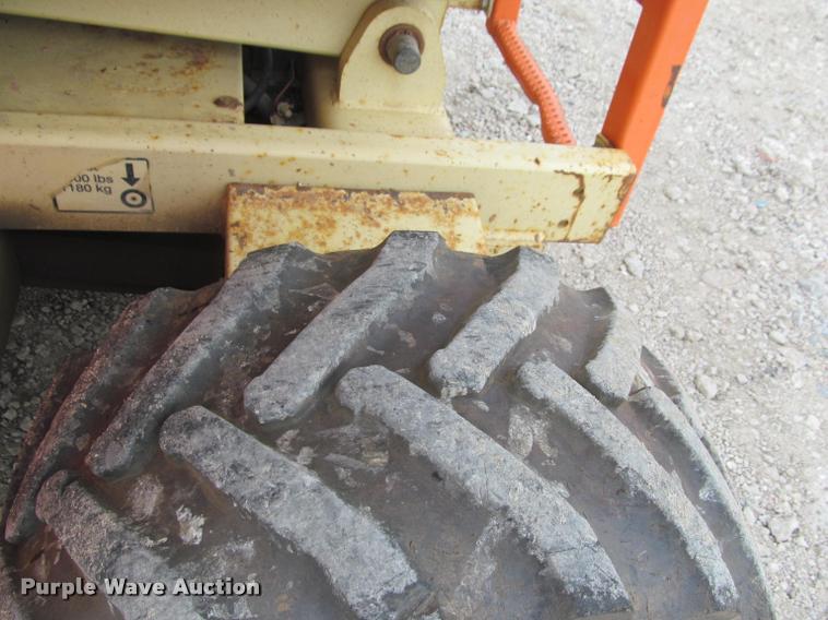 image for item K3829 2002 JLG 260MRT scissor lift