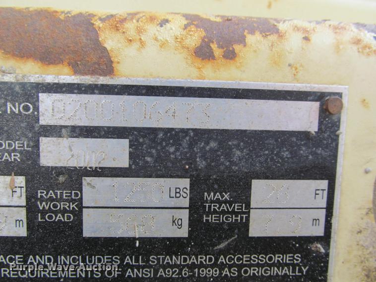 image for item K3829 2002 JLG 260MRT scissor lift