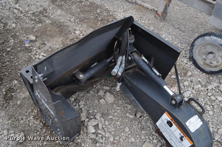 image for item K3830 Bobcat SG30 stump grinder