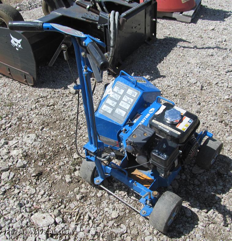 Blue Bird Bed Bug edger in Pierre, SD Item K3847 sold Purple Wave