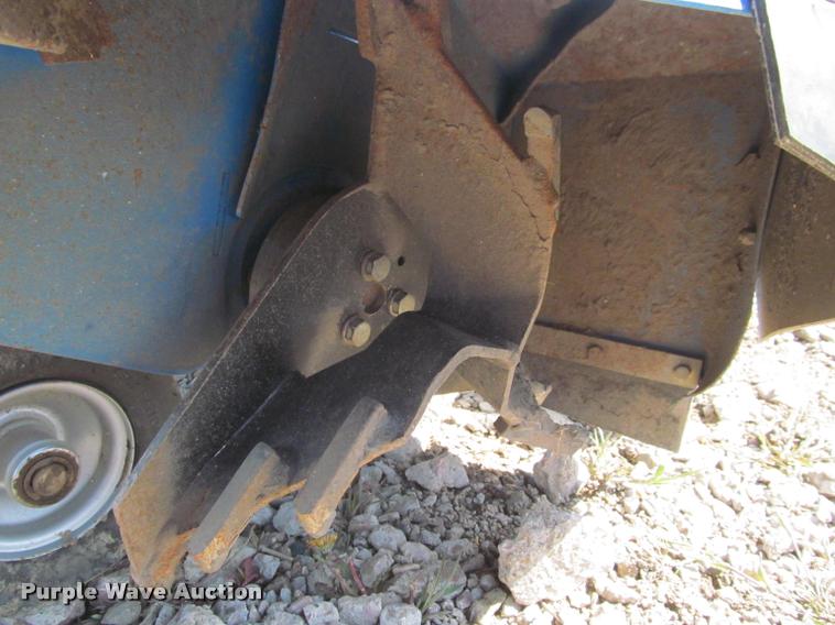 image for item K3847 Blue Bird Bed Bug edger