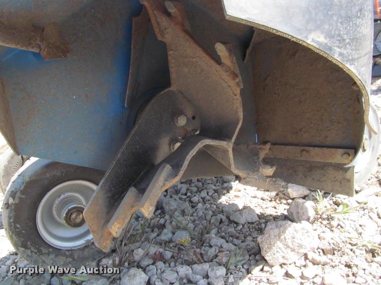 image for item K3847 Blue Bird Bed Bug edger