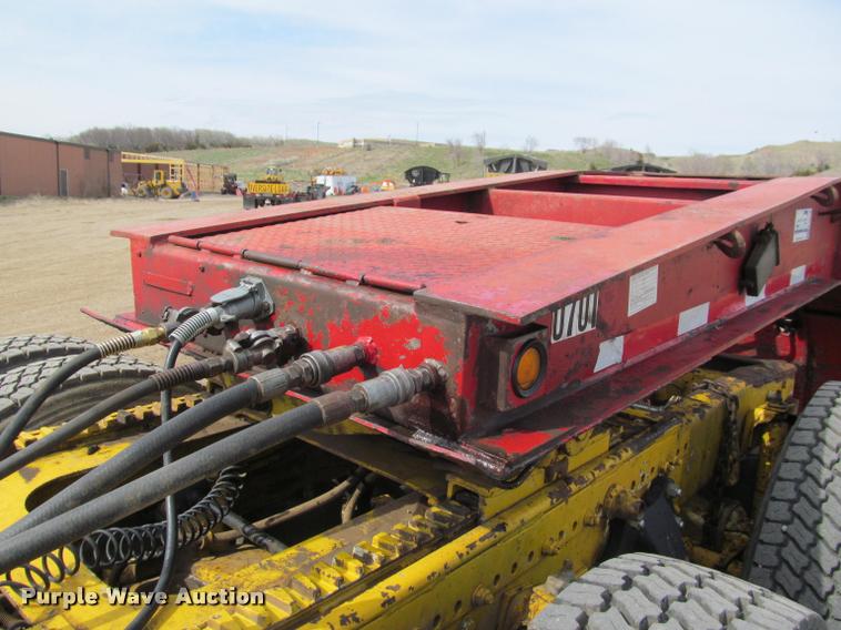 image for item K3873 1991 Trail King lowboy equipment trailer