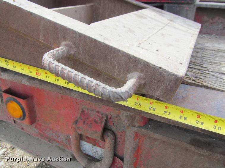 image for item K3873 1991 Trail King lowboy equipment trailer