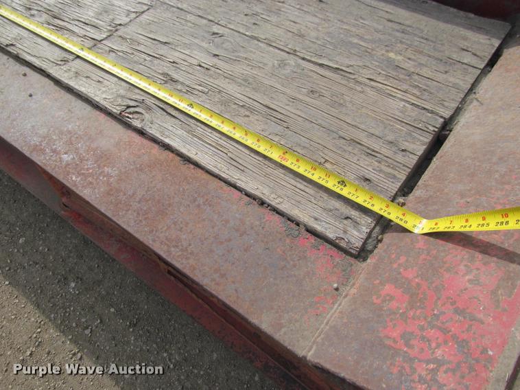 image for item K3873 1991 Trail King lowboy equipment trailer