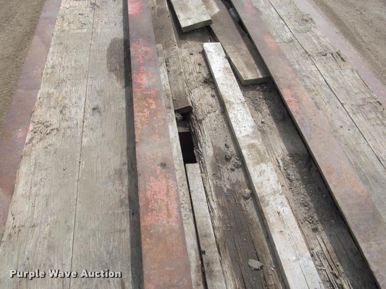 image for item K3873 1991 Trail King lowboy equipment trailer