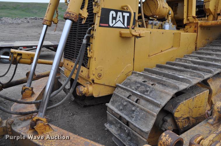 image for item K3877 1989 Caterpillar D8N dozer