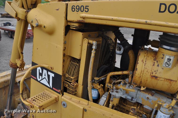 image for item K3877 1989 Caterpillar D8N dozer