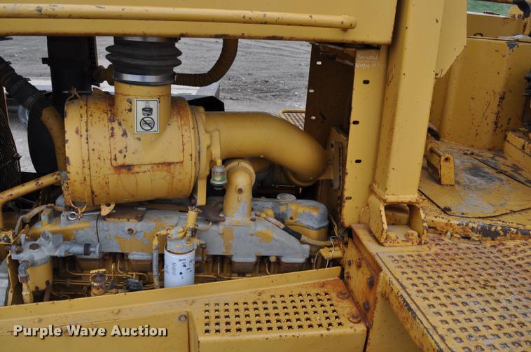 image for item K3877 1989 Caterpillar D8N dozer