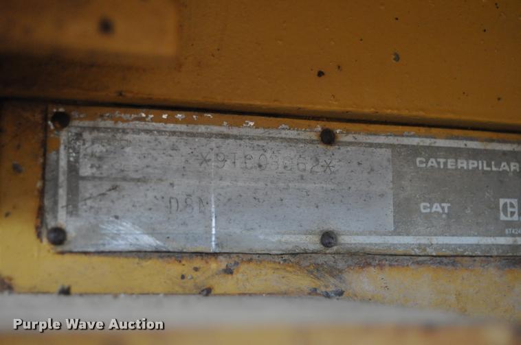 image for item K3877 1989 Caterpillar D8N dozer