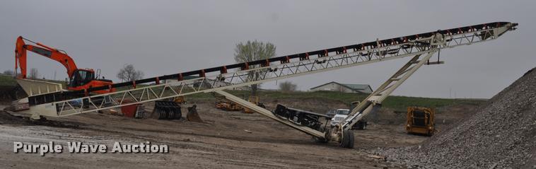 image for item K3878 2012 Superior portable radial stacking conveyor