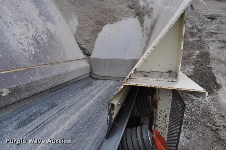 image for item K3878 2012 Superior portable radial stacking conveyor