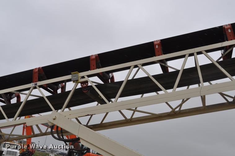 image for item K3878 2012 Superior portable radial stacking conveyor