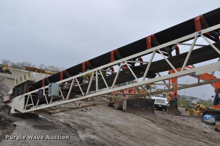 image for item K3878 2012 Superior portable radial stacking conveyor