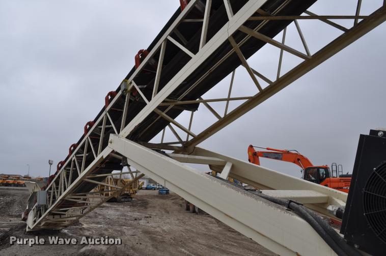 image for item K3878 2012 Superior portable radial stacking conveyor