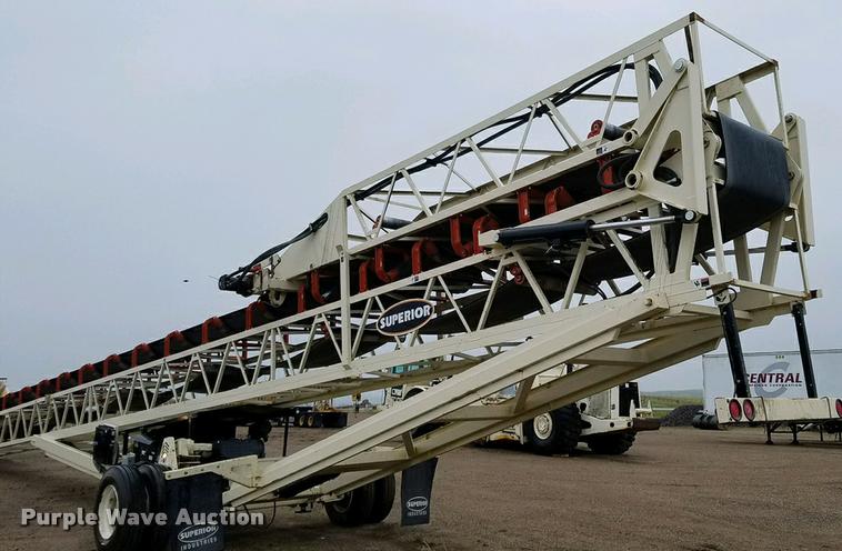 image for item K3878 2012 Superior portable radial stacking conveyor