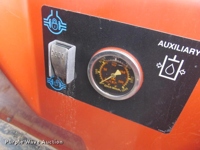 image for item K3879 2008 Ditch Witch RT115 trencher