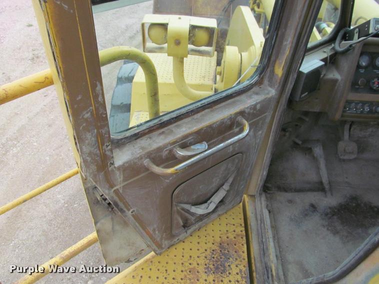 image for item K3880 1989 Caterpillar 988B wheel loader