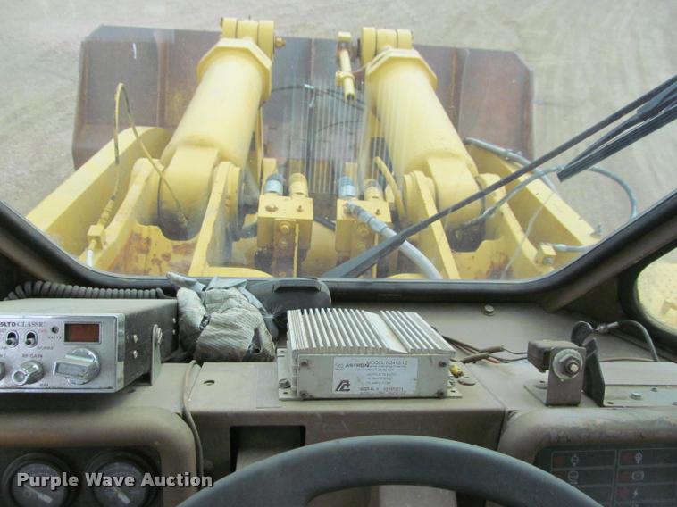 image for item K3880 1989 Caterpillar 988B wheel loader