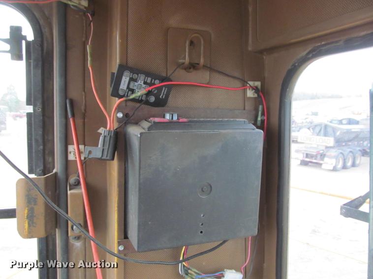 image for item K3880 1989 Caterpillar 988B wheel loader