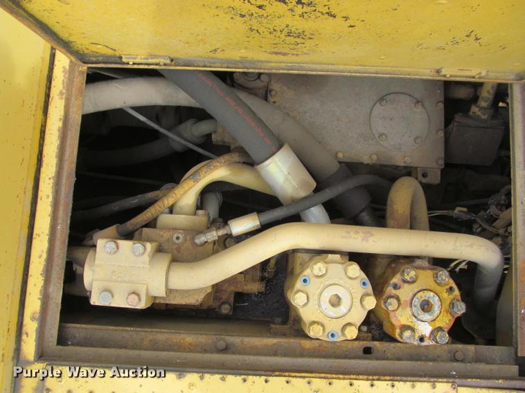 image for item K3880 1989 Caterpillar 988B wheel loader