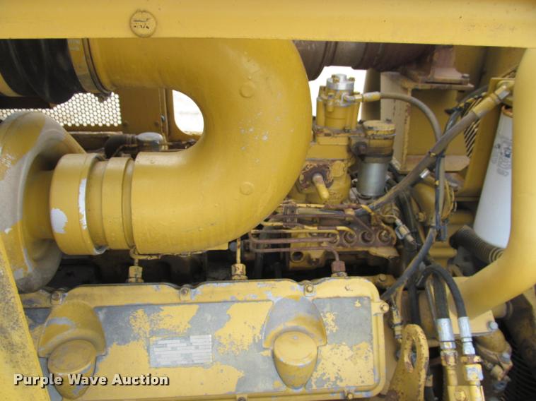 image for item K3880 1989 Caterpillar 988B wheel loader