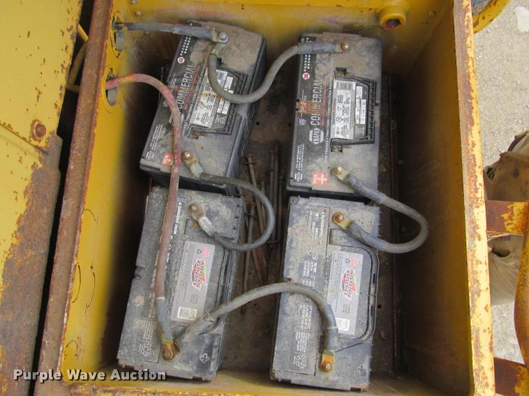 image for item K3880 1989 Caterpillar 988B wheel loader