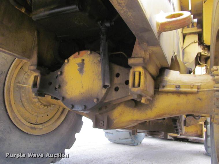 image for item K3880 1989 Caterpillar 988B wheel loader