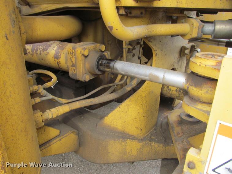 image for item K3880 1989 Caterpillar 988B wheel loader