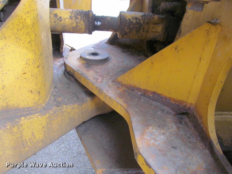 image for item K3880 1989 Caterpillar 988B wheel loader