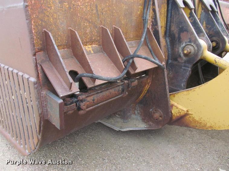 image for item K3880 1989 Caterpillar 988B wheel loader
