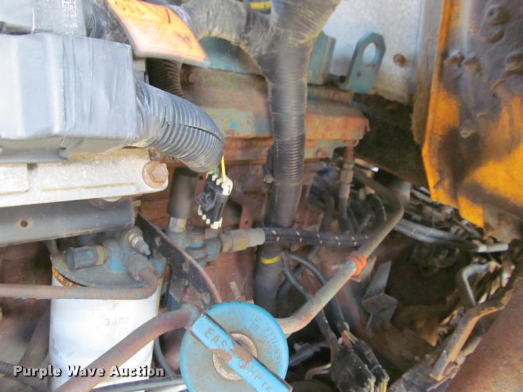 image for item K3882 2000 International F2554 dump truck