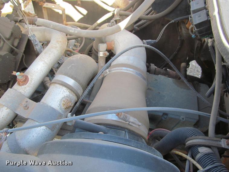 image for item K3882 2000 International F2554 dump truck