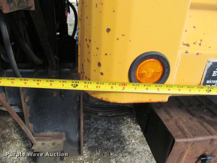 image for item K3882 2000 International F2554 dump truck