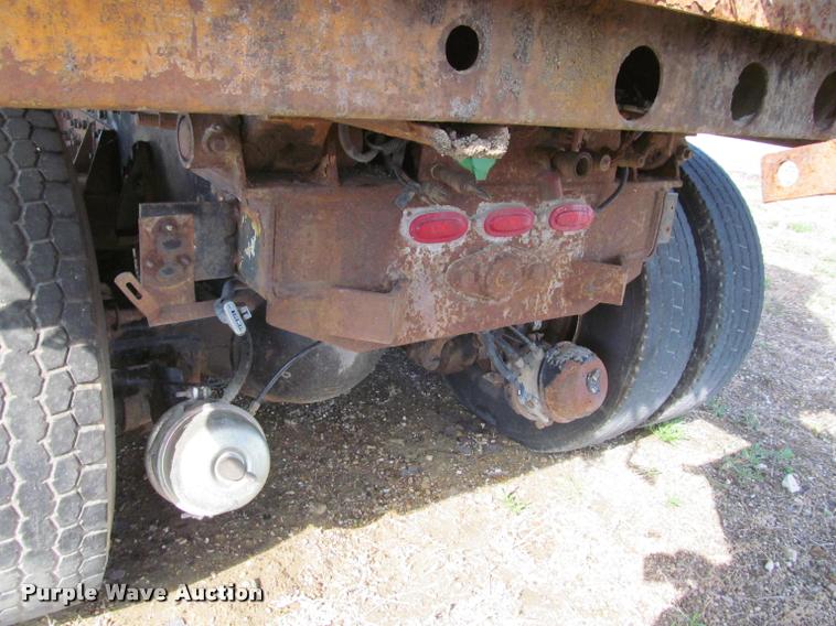 image for item K3882 2000 International F2554 dump truck