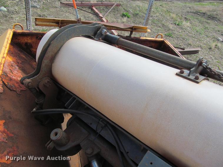 image for item K3882 2000 International F2554 dump truck