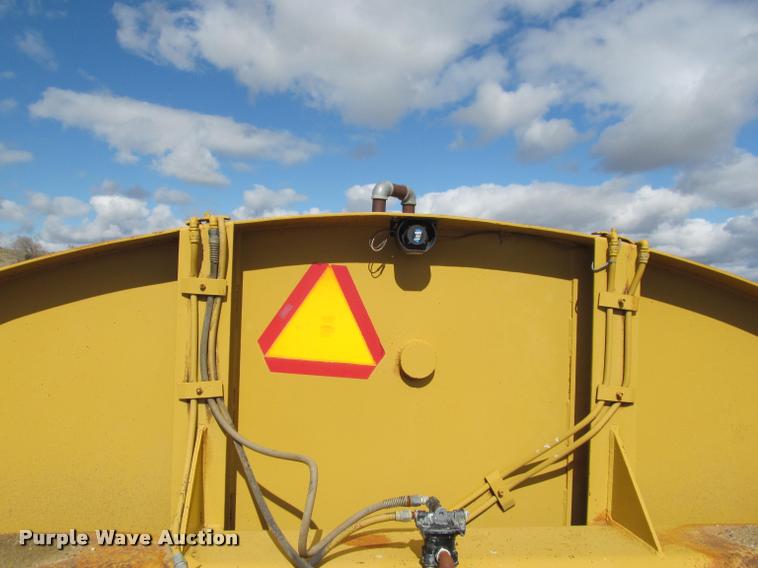 image for item K3883 Caterpillar 621 water wagon