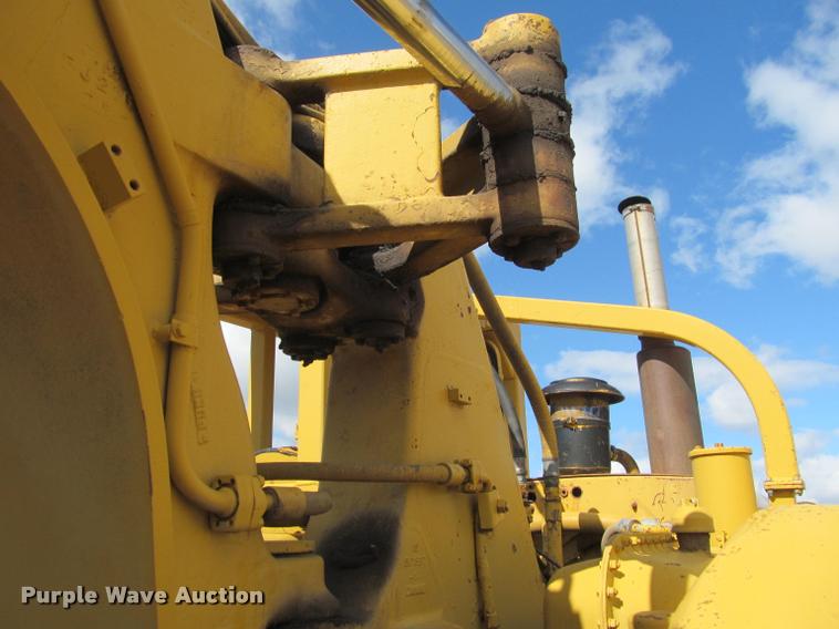 image for item K3883 Caterpillar 621 water wagon