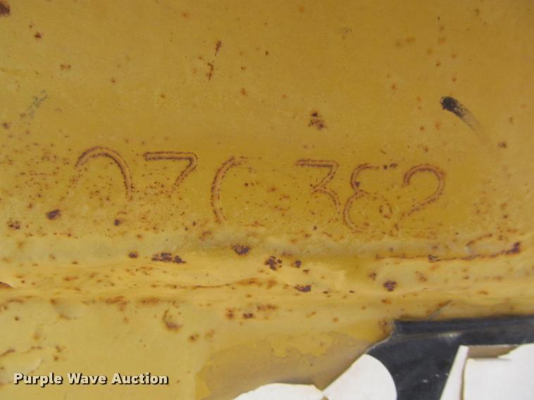 image for item K3883 Caterpillar 621 water wagon